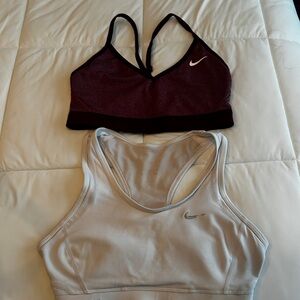 Nike Women's Sports Bra bundle lot of 2 Set - Burgundy and white sz small